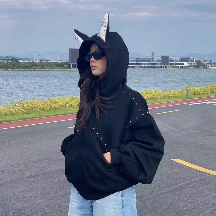 ブラック | 2025秋☆甘辛系ガールズ☆パッチワーク スタッズドーベルマンイヤーフーディー | 17kg