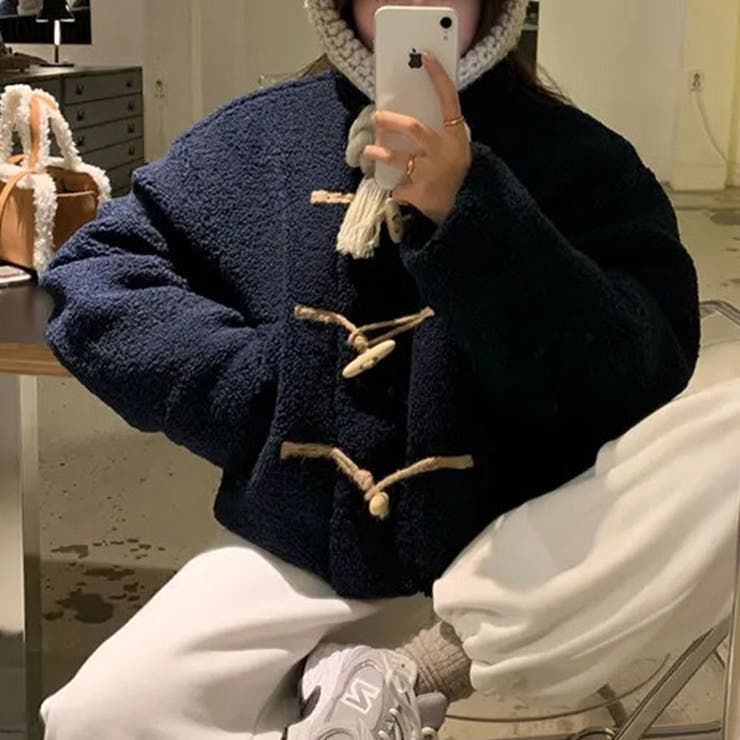 ブルー | ゆるカワコーデ☆牛角ボタンボアジャケットムートン風アウター | 17kg