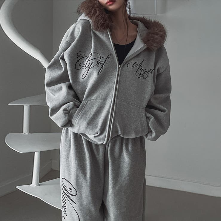 甘辛系ガールズ☆保温裏起毛！大きめファー付き英字ジップパーカーアウター | 17kg | 詳細画像1 