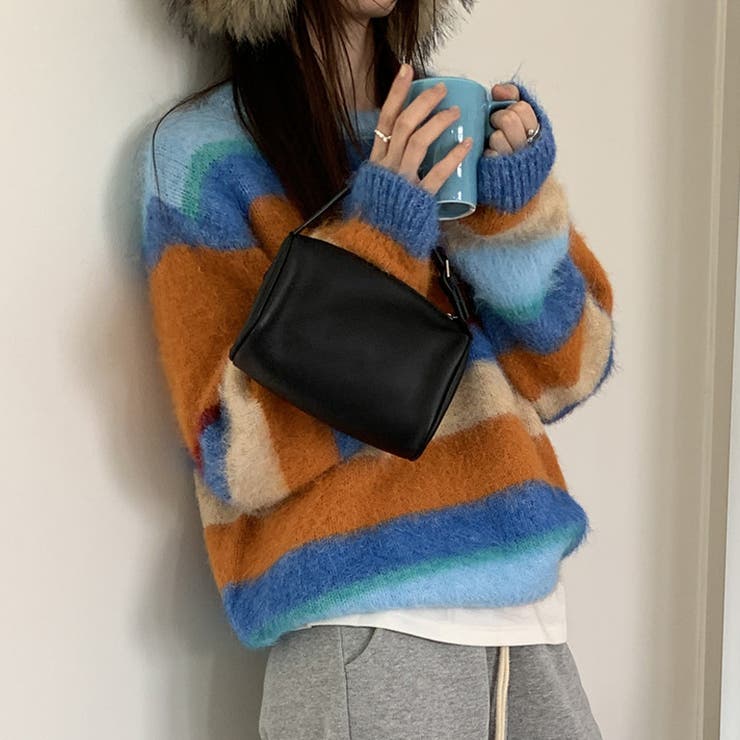 自由で個性的なスタイルを演出レインボー配色コントラストボーダーふわふわニットトッ… | 17kg | 詳細画像2 