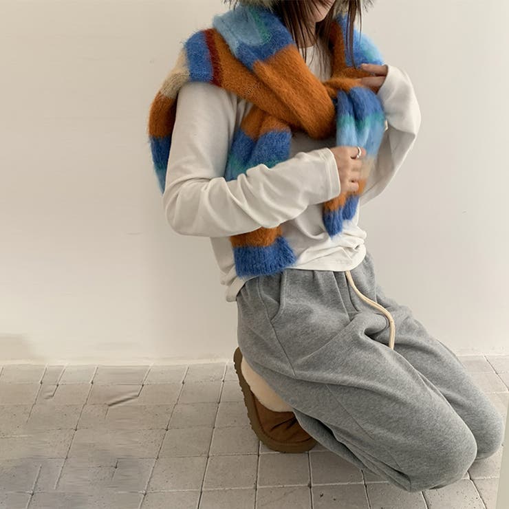 自由で個性的なスタイルを演出レインボー配色コントラストボーダーふわふわニットトッ… | 17kg | 詳細画像27 