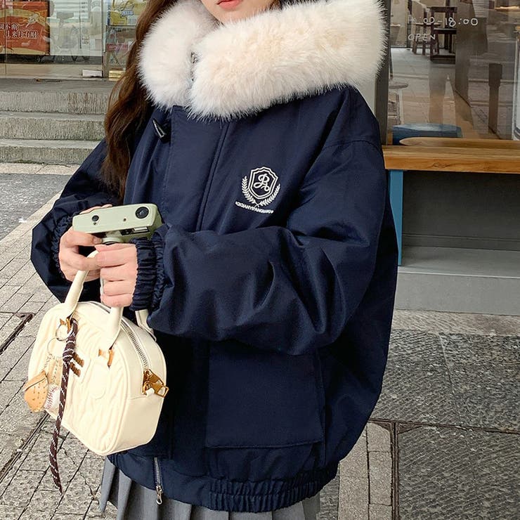 気負わず快適☆中綿ジャケットショート丈 ボア切替 | 17kg | 詳細画像1 