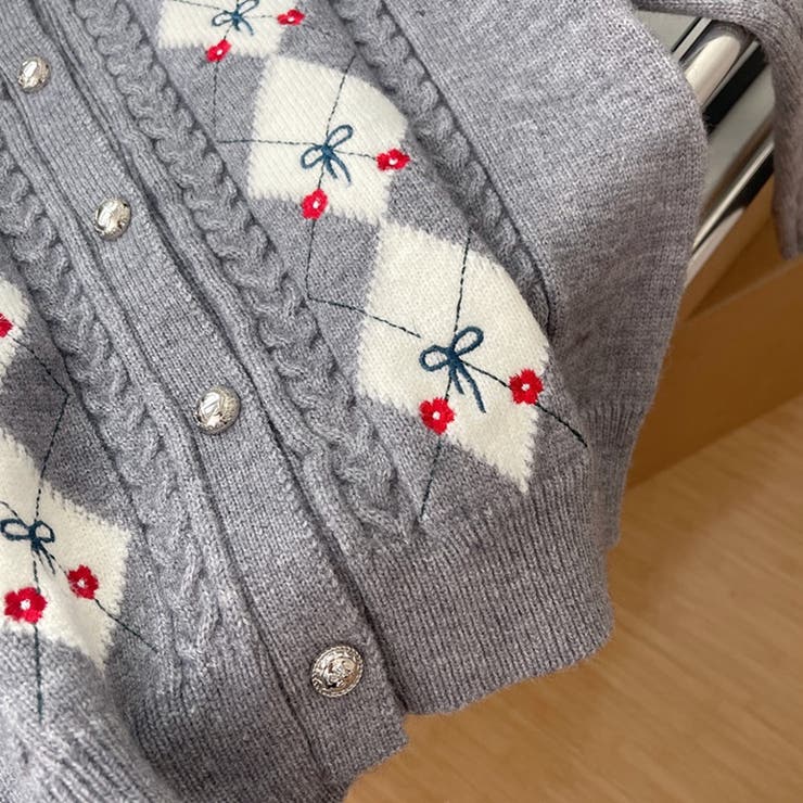 SHOPLIST限定】菱形小花柄高見えボダンニットセーター