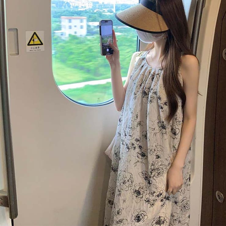 【即日発送】【フォロー割】夏の夜に咲く花♡さらりと着こなすノースリーブワンピ♡L 即日発送】【フォロー割】夏の夜に咲く花♡さらりと着こなす