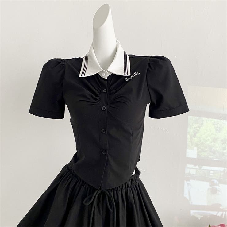 若者のカレッジスタイル!スリムなシャツ+プリーツスカート2点
