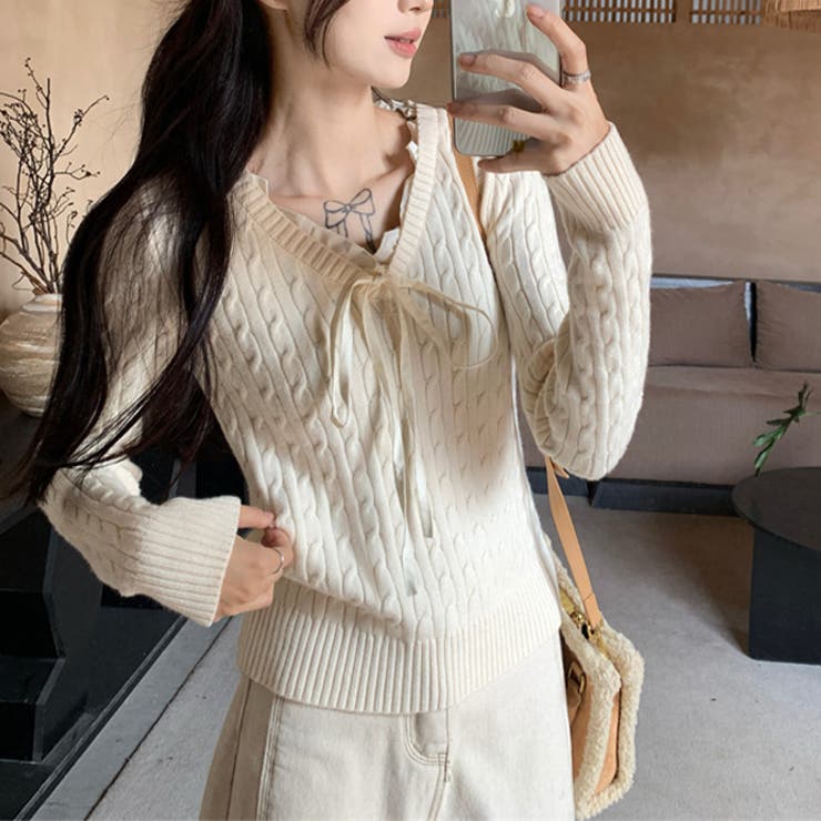 シンプルながらも洗練された。異なる素材やカラーのフェイクツーウェイニット | 17kg | 詳細画像3 