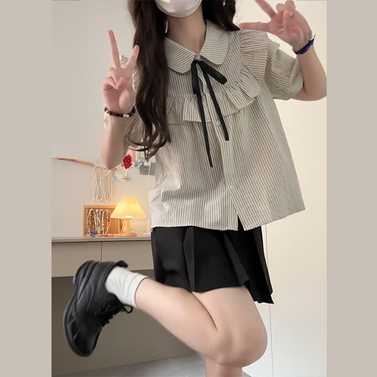 ゆったり＆甘いデザイン！ポロシャツとプリーツスカート リボン