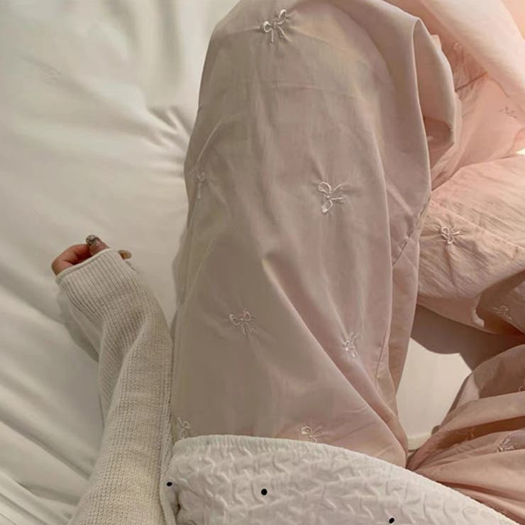 甘くてクールな。くすぐるピンクの刺繍カーゴパンツ | 17kg | 詳細画像1 