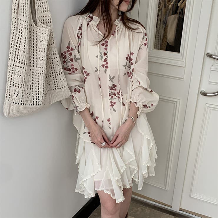 フリル付き花柄ルーズブラウスシャツ＋フリル不規則デザインスカート 2点セット | 17kg | 詳細画像3 