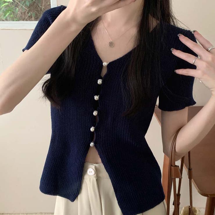 ほのかなセクシーさと安心感！デザイン感たっぷりのパールボタン付きVネック半袖ニッ… | 17kg | 詳細画像4 