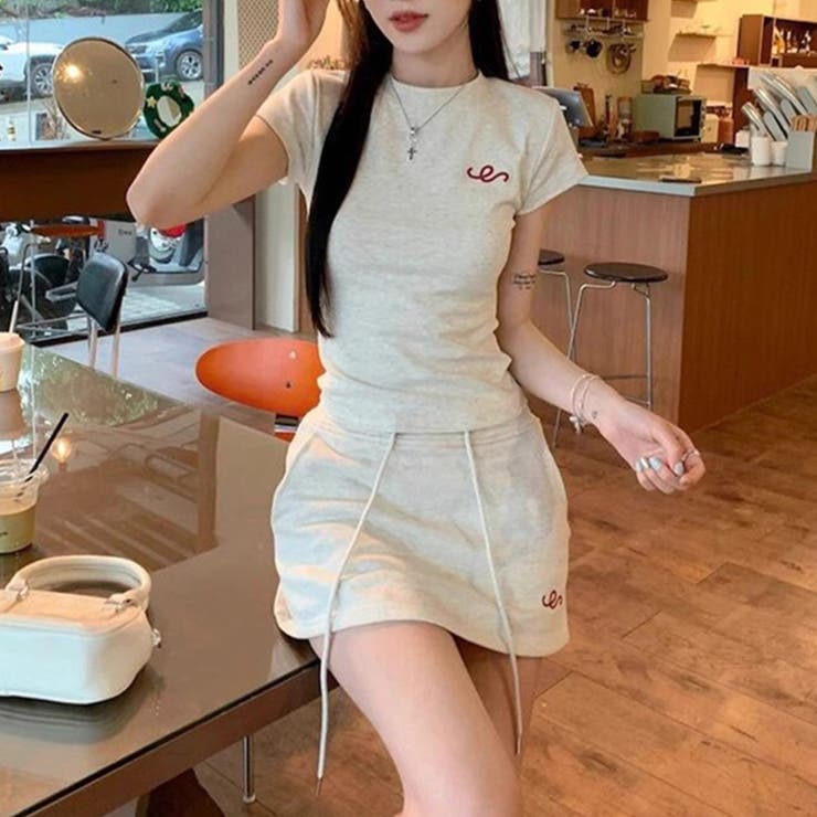 ミレニアル学園風 ゆるカワコーデ モノトーンシンプル | 17kg | 詳細画像3 