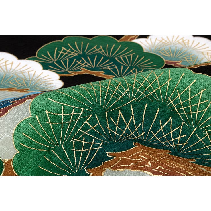 縁起のよい吉祥文様が施された高級初着（産着）