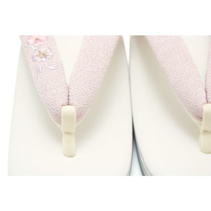 草履 パールホワイト×ピンク 桜刺繍[品番：SBEW0010166]｜SOUBIEN