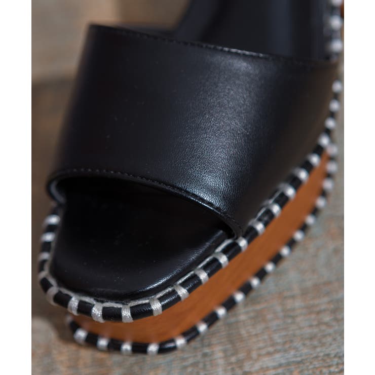 YELLO プラットフォーム クリア ブラック Mサイズ 厚底 サンダル YELLO プラットフォーム クリア ブラック Mサイズ 厚底 サンダル