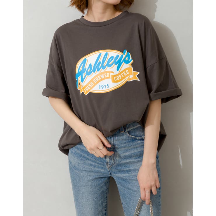 オーバルロゴプリントＴシャツ[品番：SPRW0009094]｜SpRay（スプレイ）のレディースファッション通販｜SHOPLIST（ショップリスト）