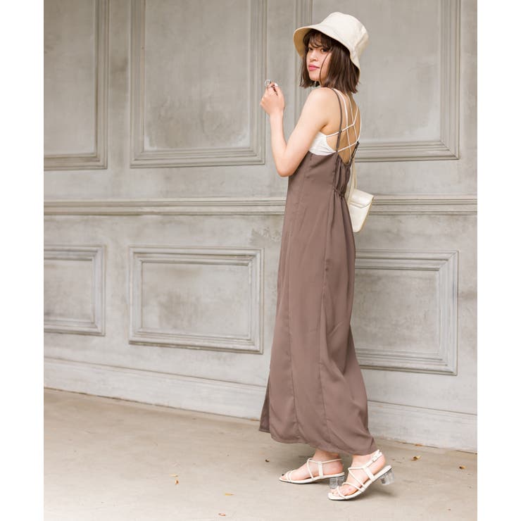 サイドスリットキャミワンピース[品番：SPRW0009261]｜SpRay（スプレイ