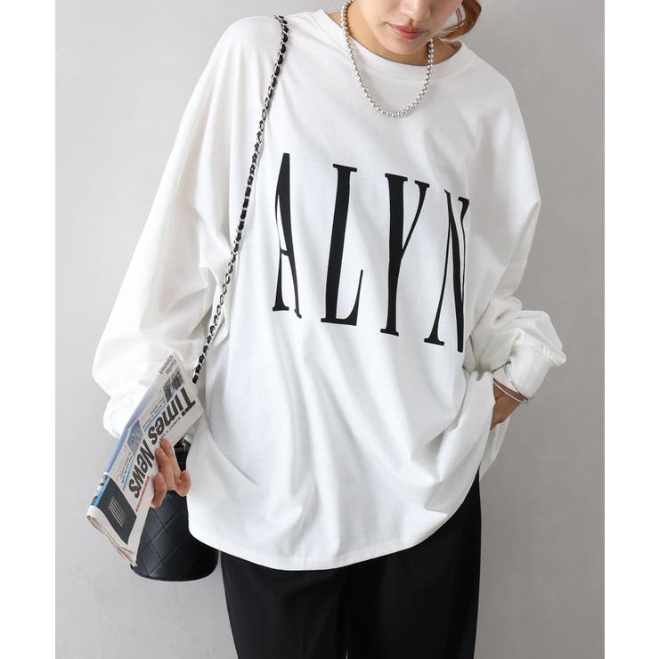 オフホワイト | ロゴプリントＢＩＧ Ｔシャツ | SpRay