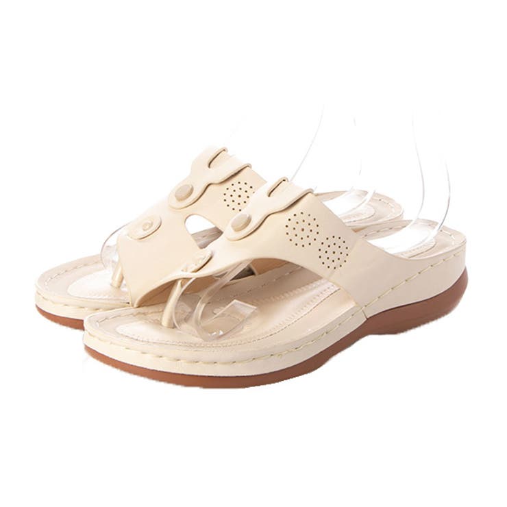 レザー調トングサンダルのベージュ