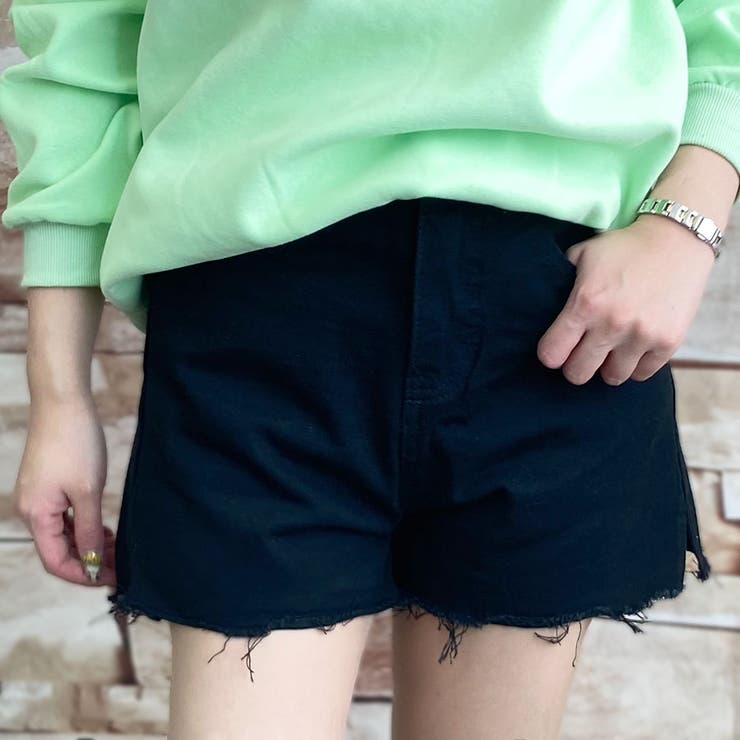 BLACK | カットオフ ショートパンツ デニム | TAXI 