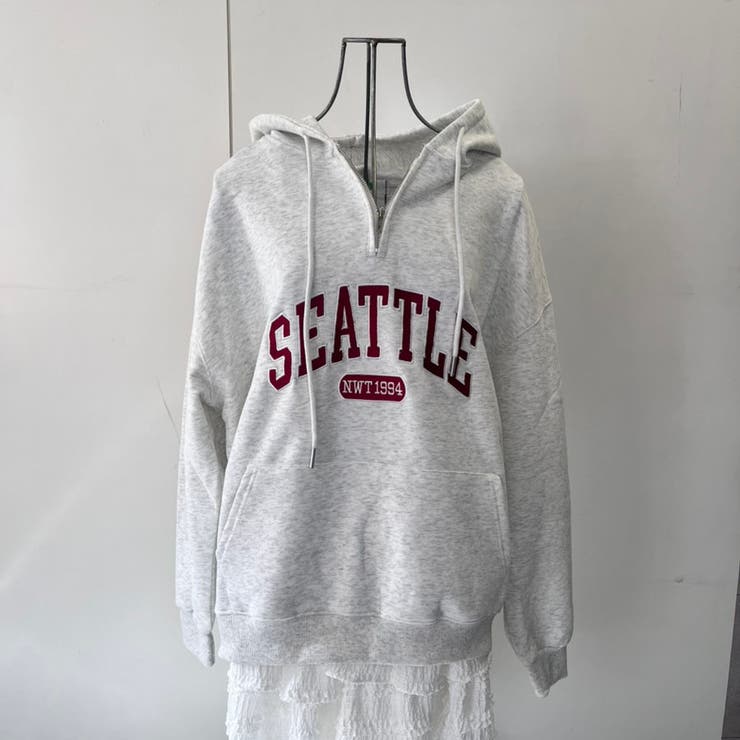 OATMEAL | SEATTLE刺繍ハーフZIPフーディー | TAXI 