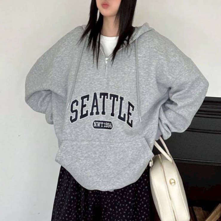 GRAY | SEATTLE刺繍ハーフZIPフーディー | TAXI 