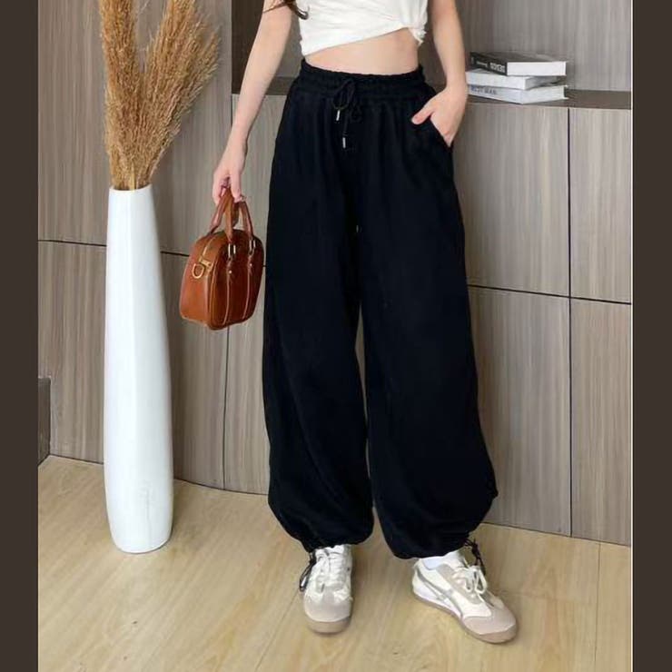 BLACK | ドロスト入りスゥェットパンツ | TAXI 