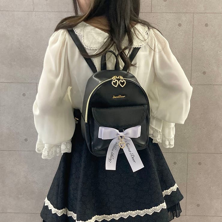 リボンチャーム付きミニリュック ハートモチーフ バターリュック[品番