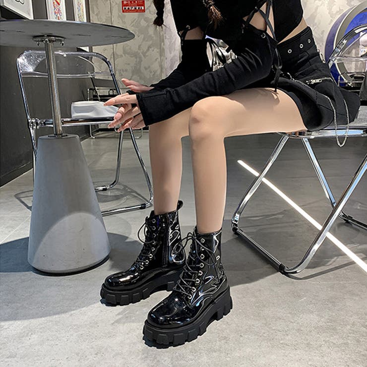口コミ・レビューで人気商品を探そう 厚底 ブーツ 韓国[品番：XO000004362]｜SVEC（シュベック）の 靴