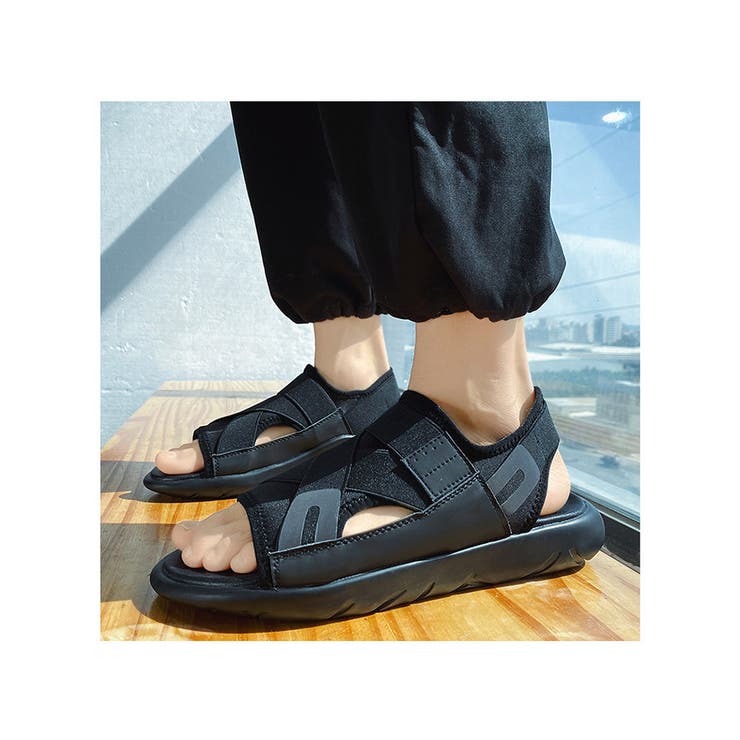 ブラック