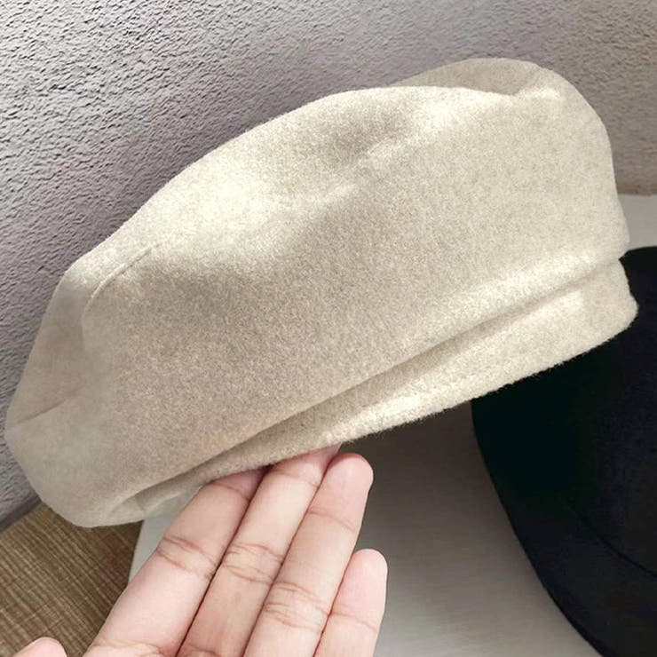 【クーポンの利用で半額以下】ベレー帽レディース春秋帽子ハットおしゃれかわいいチョボなしシンプル無地黒白ファッション小物フェルト風メルトン生地ボリューム折りたたみサイズ調節可能小顔効果定番プレゼントギフトお出かけデイリー普段使い
