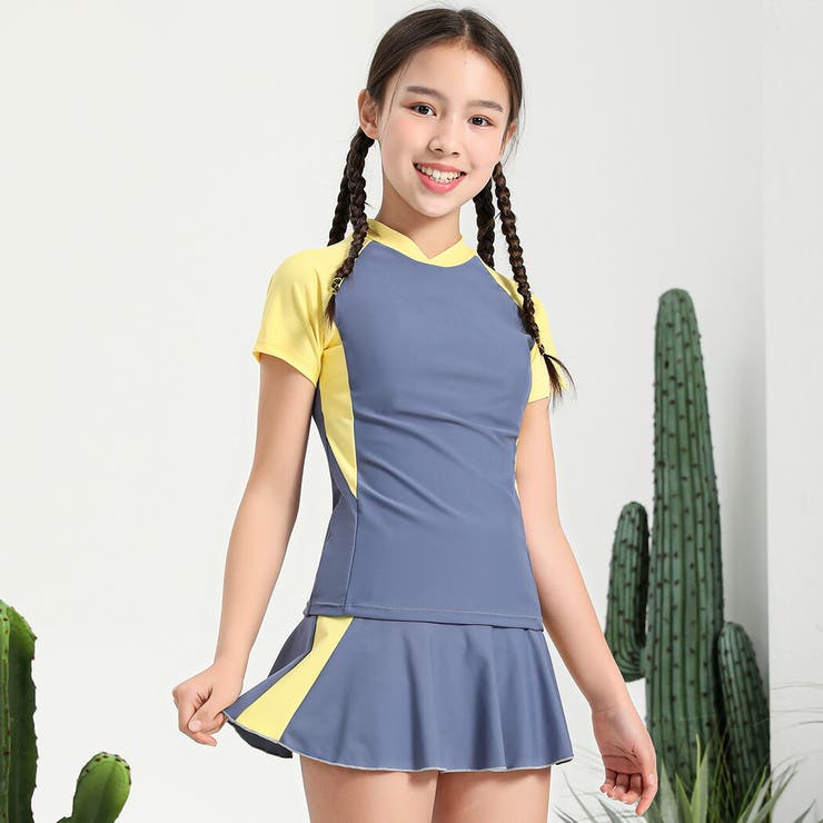 水着キッズ女の子セパレートトップス半袖スカート2点セット上下セットスポーティーバイカラー黒白ラッシュガード着やすい子供ジュニア可愛いお洒落110cm120cm130cm140cm150cmシンプルスポーティー無地ラインロゴ小学生露出控えめ