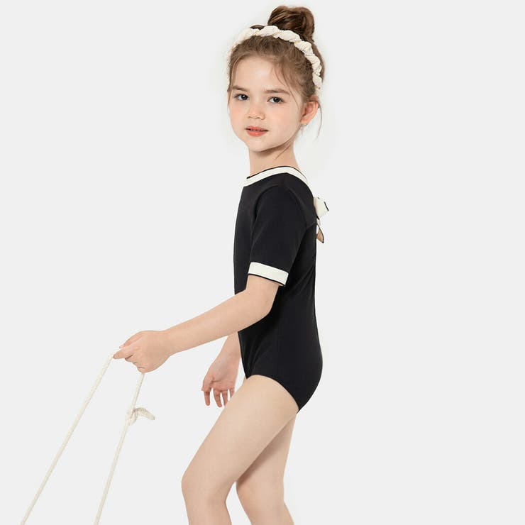 キッズ水着女の子半袖ワンピースオールインワンスイムキャップ2点セットかわいいおしゃれ黒バイカラー無地シンプルリブ100110120130140リボン調節こども幼稚園保育園小学生スクールプール海ビーチ水遊びアウトドアガーリーこなれ感