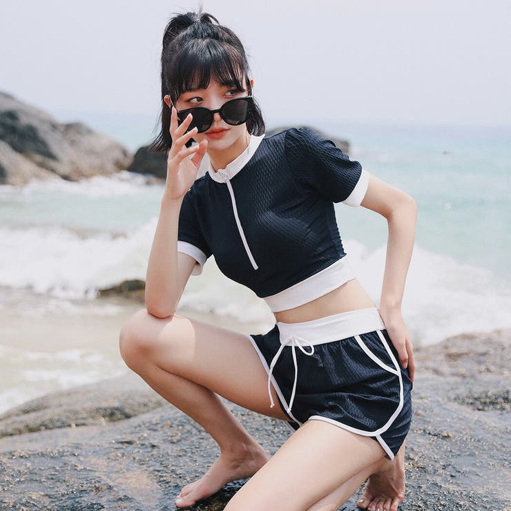 フィットネス水着レディースセパレート体型カバー水着ママ水着大きいサイズ3L4L5L6Lかわいい女性用レイヤード風ショートパンツ水泳帽ラッシュガード3点上下セット無地パッド付小胸盛れる黒ボタニカルオトナ女子ママ水着ぽっちゃり露出控えめ
