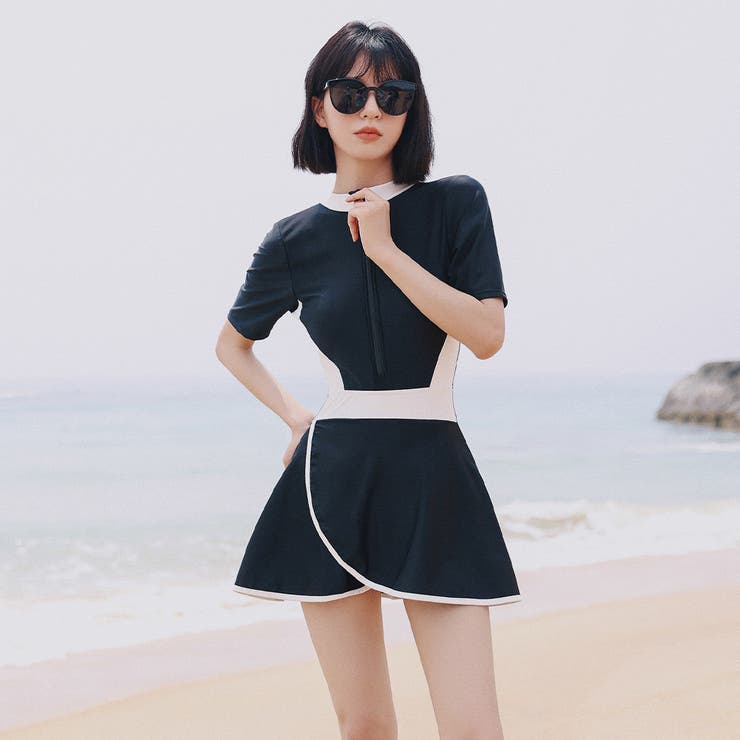 フィットネス水着レディースセパレート体型カバー水着ママ水着大きいサイズ3L4L5L6Lかわいい女性用レイヤード風ショートパンツ水泳帽ラッシュガード3点上下セット無地パッド付小胸盛れる黒ボタニカルオトナ女子ママ水着ぽっちゃり露出控えめ