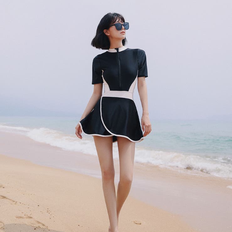 フィットネス水着レディースセパレート体型カバー水着ママ水着大きいサイズ3L4L5L6Lかわいい女性用レイヤード風ショートパンツ水泳帽ラッシュガード3点上下セット無地パッド付小胸盛れる黒ボタニカルオトナ女子ママ水着ぽっちゃり露出控えめ