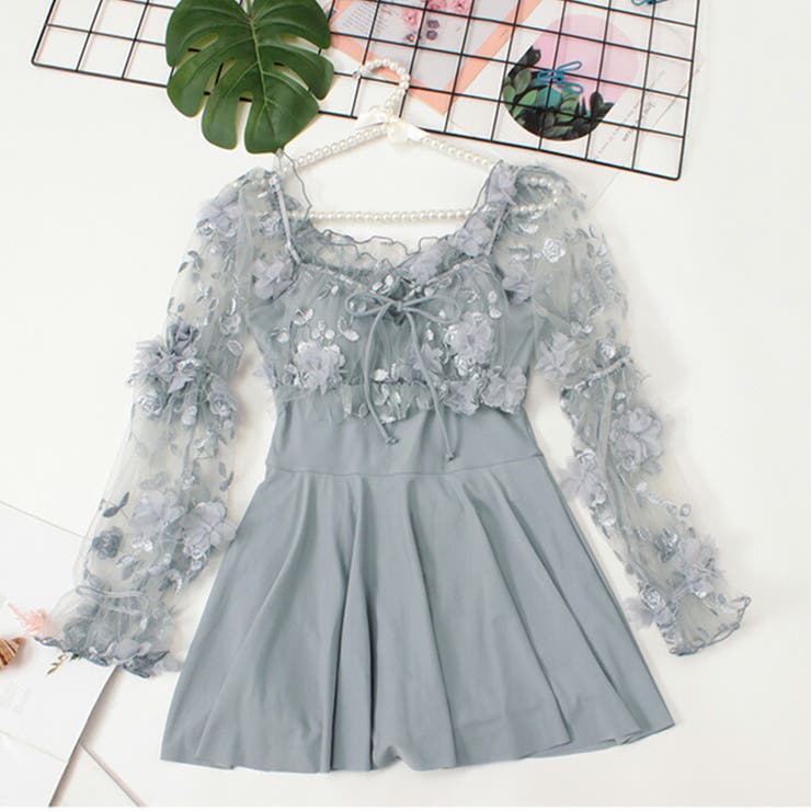 水着レディースワンピースオールインワン体型カバーおしゃれかわいいレース刺繍花装飾胸元リボンキャンディスリーブ袖バックシャンフリルギャザーハイウエストフレアスカートパッド付きノンワイヤー二の腕ウエストお腹ヒップお尻カバーアップ
