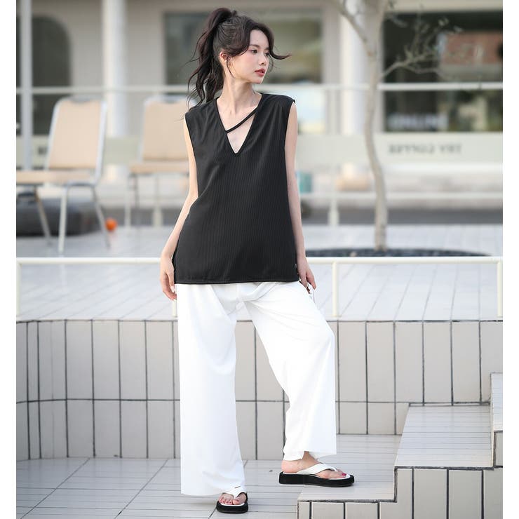 SUITROOM★レディース配色Zip-UPラッシュガード+パンツセット Moredde フロントジップのUVカットラッシュガード＆ショート