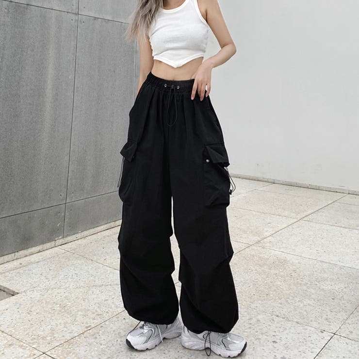 カーゴパンツレディースゆったりワイドルーズズボンボトムスおしゃれかわいい黒メンズライクシンプル無地楽動きやすい女性用春秋薄手10分丈サイドポケットスナップボタンウエストゴムドローコード調節作業着カジュアルストリート