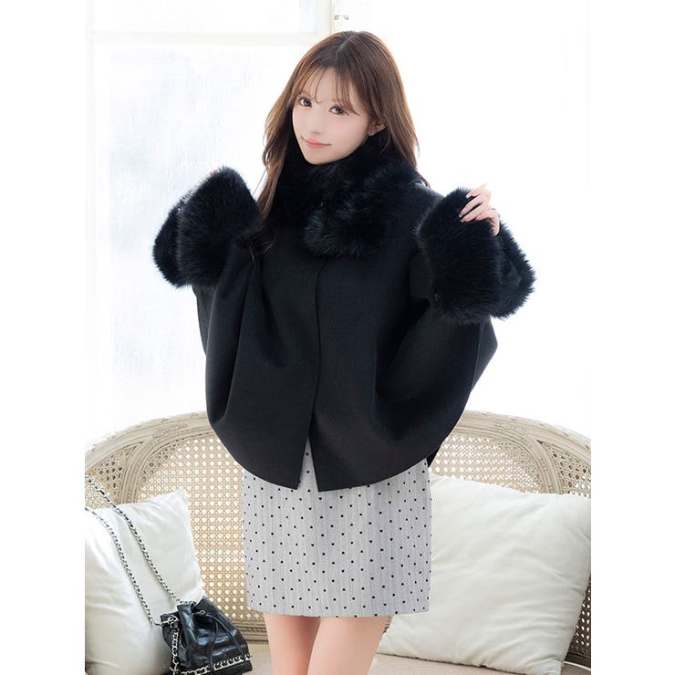 Tika フェイクファーマフラー付きポンチョコート キャバドレス小物 | Tika | 詳細画像2 