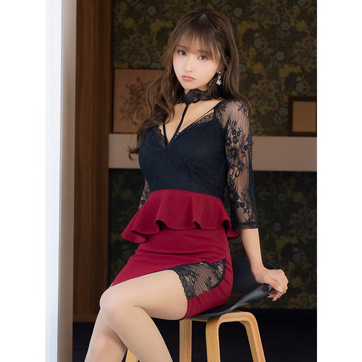 デコルテコードレーシーアシンメトリーペプラムミニドレス