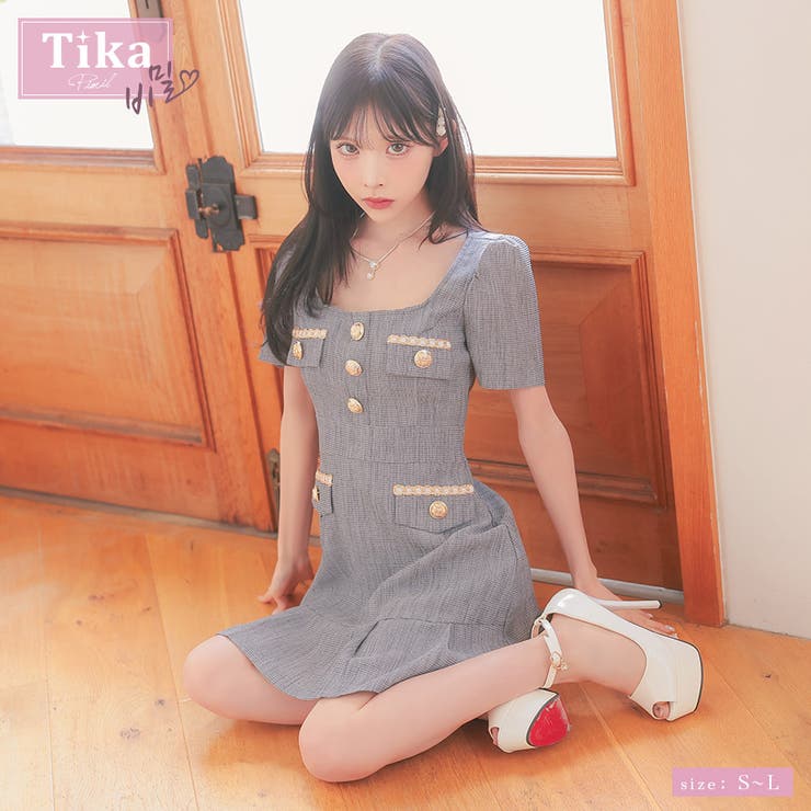 ゴールドチェーン裾プリーツ風スクエアネックフレアミニドレス 韓国ドレス | Tika | 詳細画像1 
