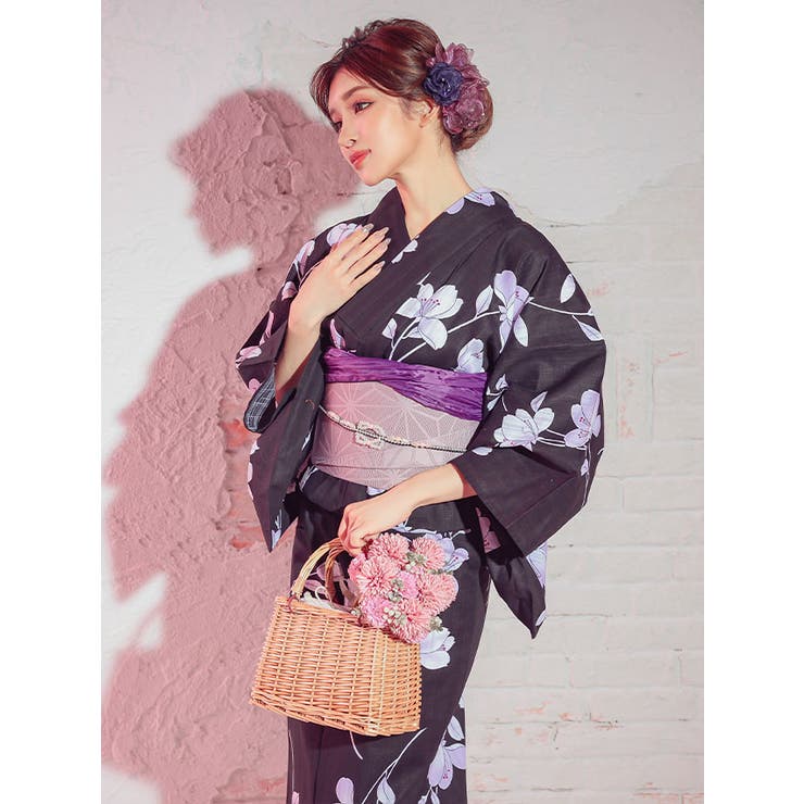 R R R 新品 夏着物”夏の装いに寄り添う万能モノトーン”袋帯 6458 モノトーン×線画椿柄浴衣3点セット 兵児帯 下駄[品番