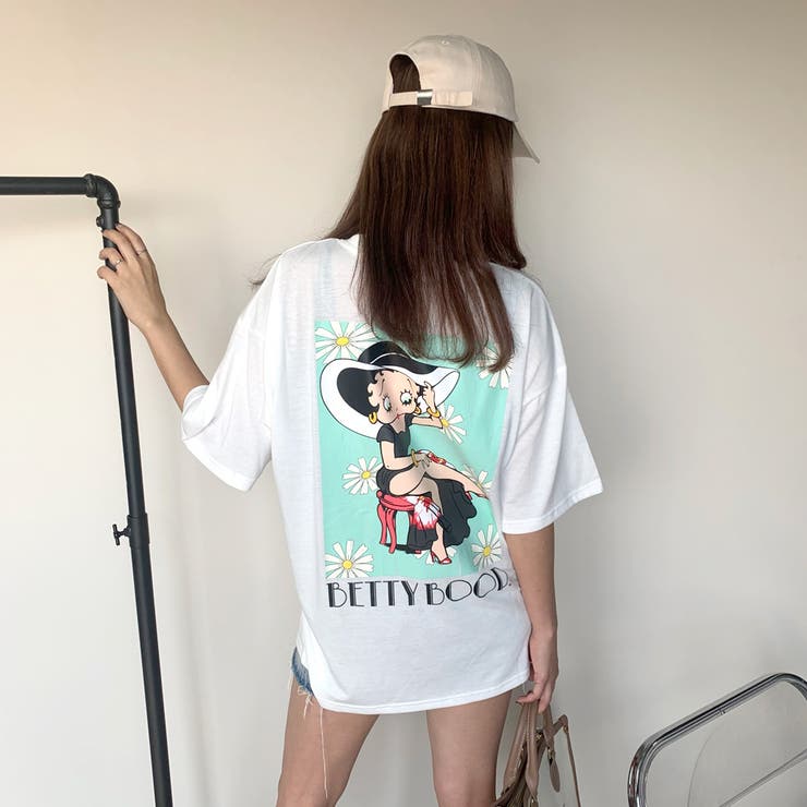 BETTYデイジープリントビッグTシャツ[品番：NHGW0003556]｜non-hedge