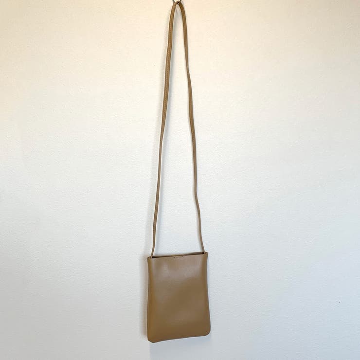 FiNGAiSMシリコンショルダーバッグ FiNGAiSMケースAIMEE エナメルハート型 ショルダーバッグ （ショルダーバッグ）｜ANY