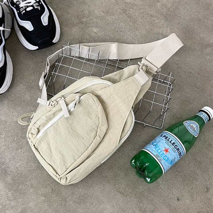 オフホワイト | 撥水ボディーバッグ | non-hedge 