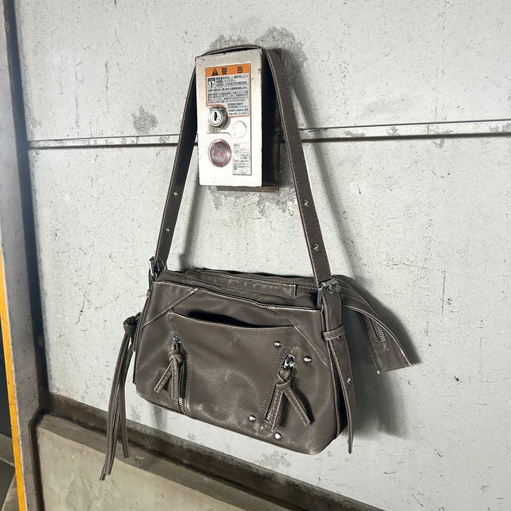 ブリーチ加工ZIPショルダーバッグ[品番：NHGW0005209]｜non