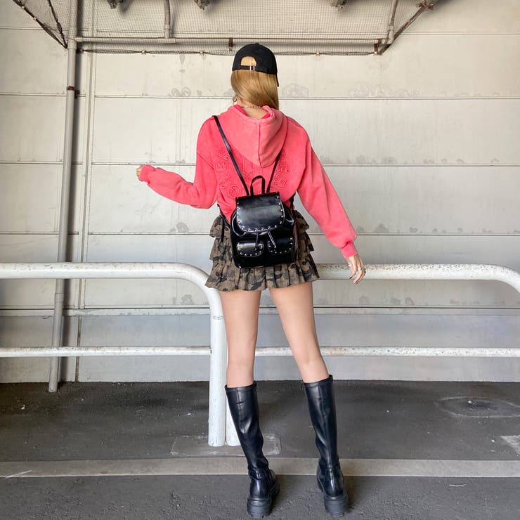 スタッズ合成皮革リュックサック | non-hedge  | 詳細画像6 