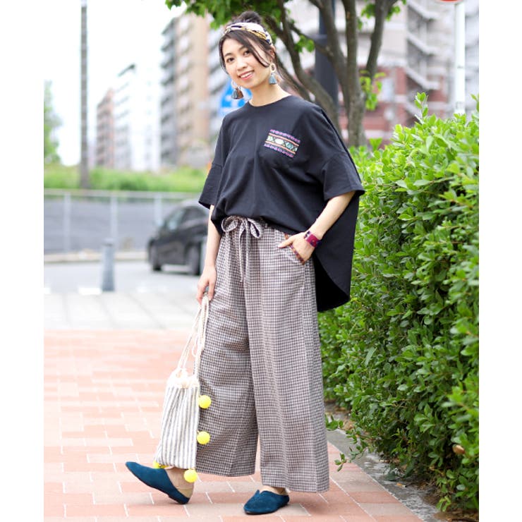 ソフトな印象を与えるグレーチェックパンツ – ONE PEACE ONLINE