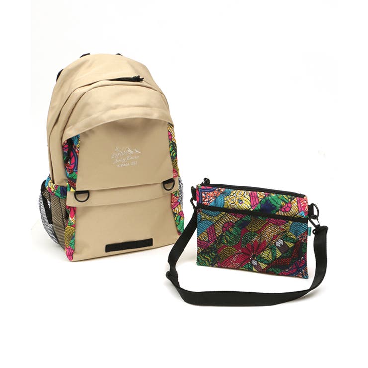 【caramel】リュック 巾着 TREE TOP PRINT 美品 caramel】リュック 巾着 TREE TOP PRINT 美品