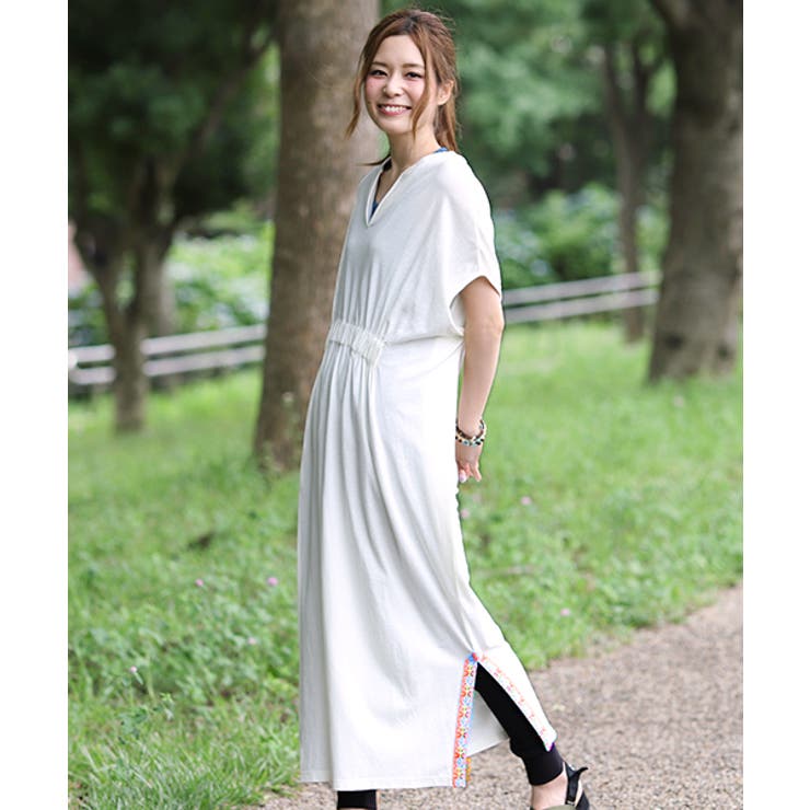 【関税込み】Paloma Wool ホワイト Zanic マキシワンピース 関税込み】Paloma Wool ホワイト Zanic マキシワンピース ZANIC